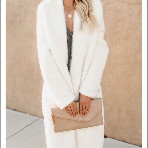 KRISTINE Fuzzy Oversized Long Cardigan - Picture 2 of 8